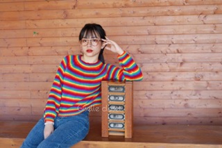 Áo Len cầu vồng