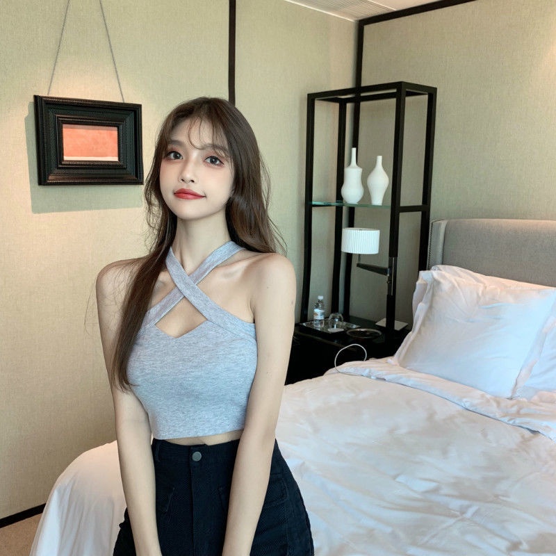 Áo Kiểu Không Tay Hở Vai Cổ Yếm Hở Lưng Thời Trang Xuân Thu Quyến Rũ Cho Nữ | BigBuy360 - bigbuy360.vn