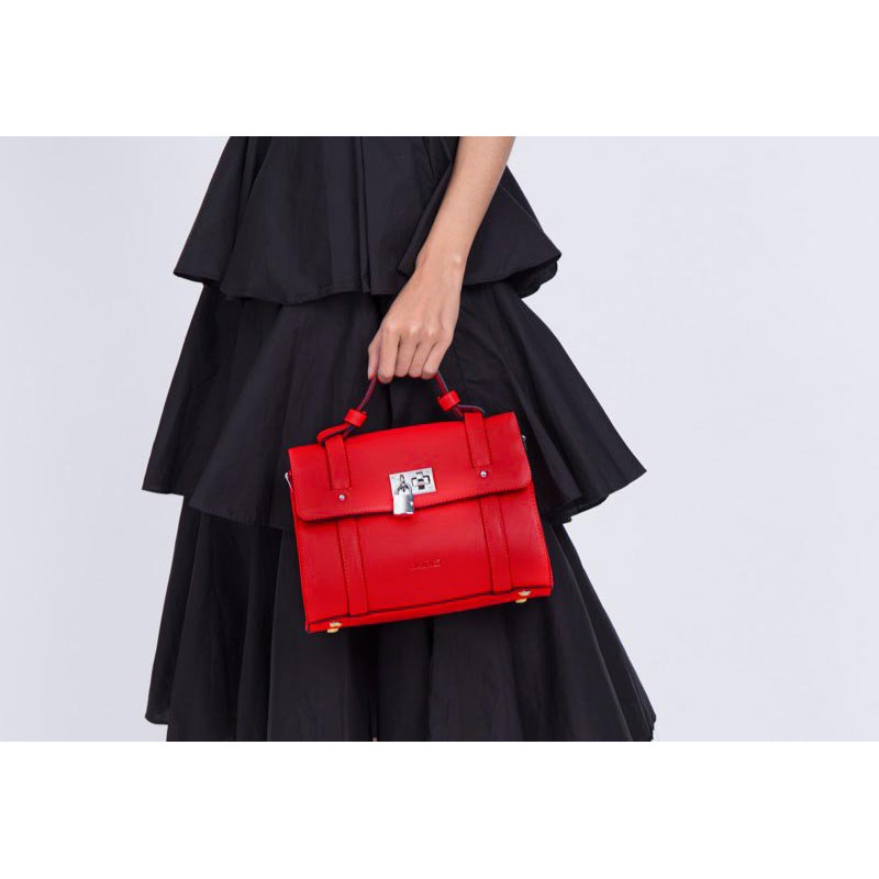 Túi xách nữ cỡ trung trang trí ổ khóa kim loại TXT139 JUNO màu đỏ| AShoes VNXK