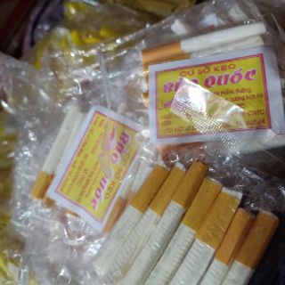 1 gói 7 chiếc kẹo hình điếu thuốc