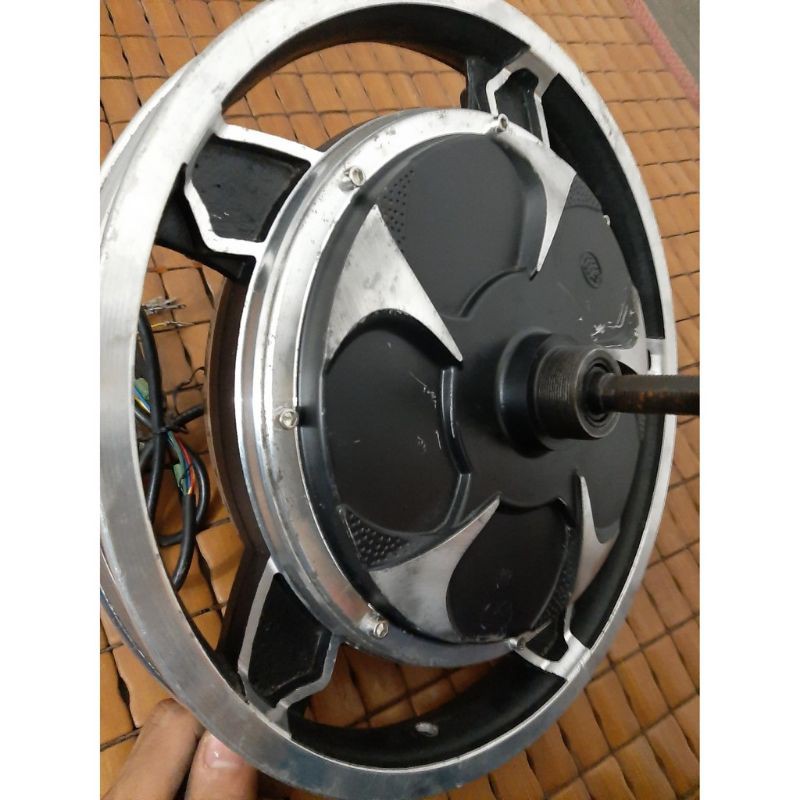 Động cơ xe điện vành 16 inch dùng cho xe Honda - yamaha