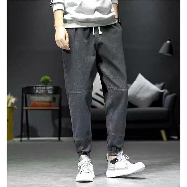 Quần Jeans Jogger nam màu đen logo thêu bó gấu lưng chun 709w pon.mens