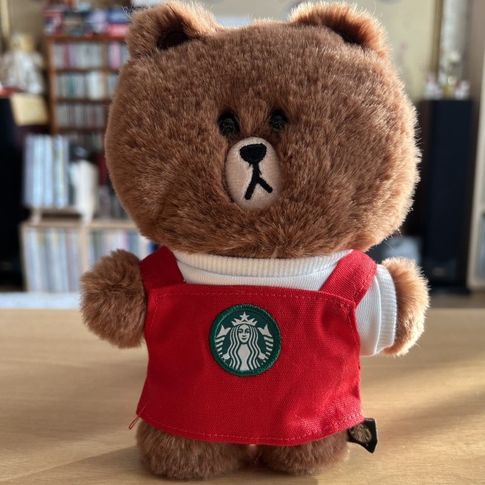 LINE FRIENDS x Starbucks Gấu nâu đeo tạp dề đỏ