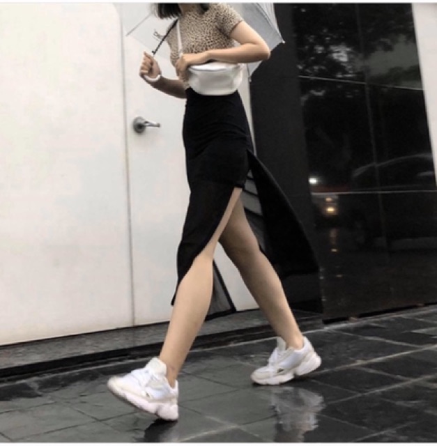 Chân váy đen midi xẻ tè from dài Chiffon Skirt thiết kế độc lạ from chuẩn dễ mix dễ phối đồ | BigBuy360 - bigbuy360.vn