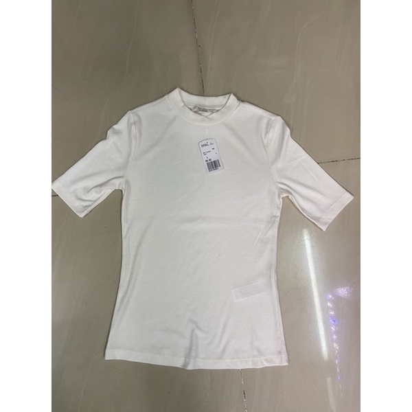 Áo thun nữ hiệu Forever 21 ( mới 100% thanh lý )