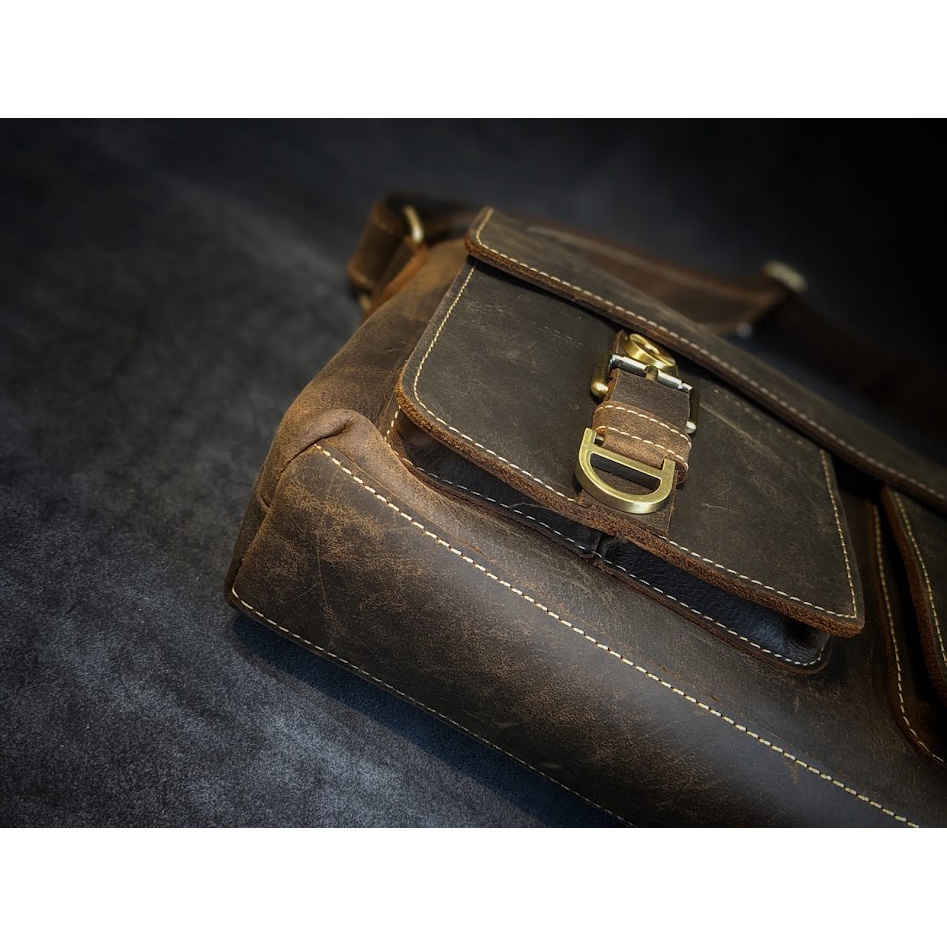 MESSENGERBAG Da bò sáp, cực đẹp và bền bỉ.