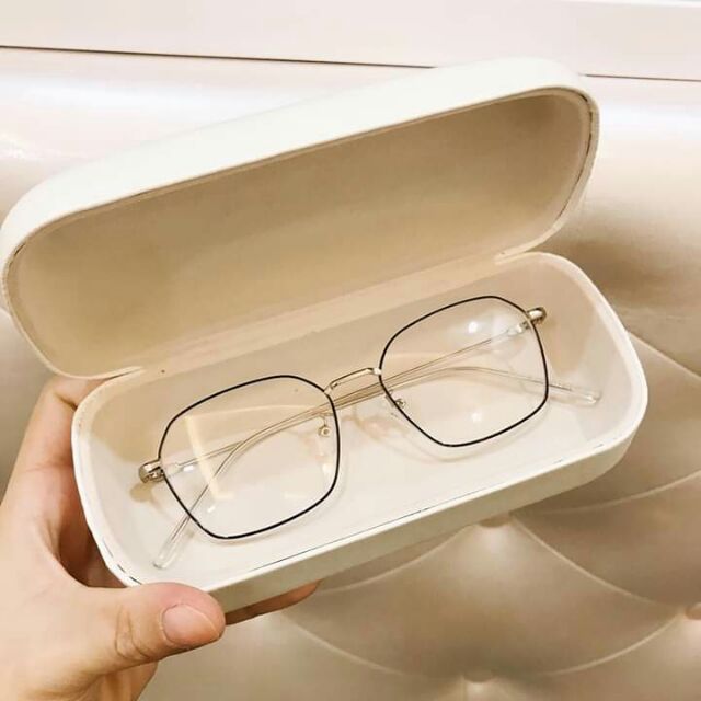 Gọng kính nam nữ mã 05A ( tặng kèm hộp đựng kính )