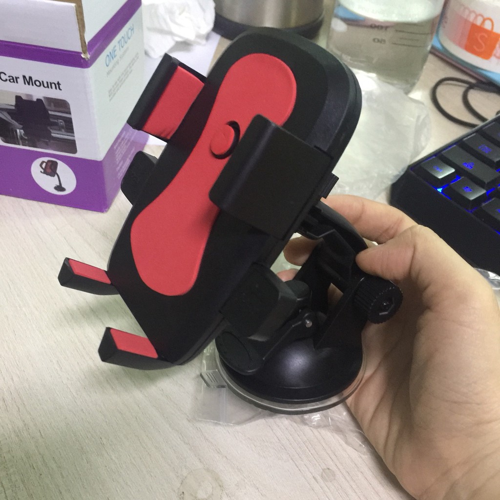 Giá đỡ điện thoại chuyên dụng trên xe hơi