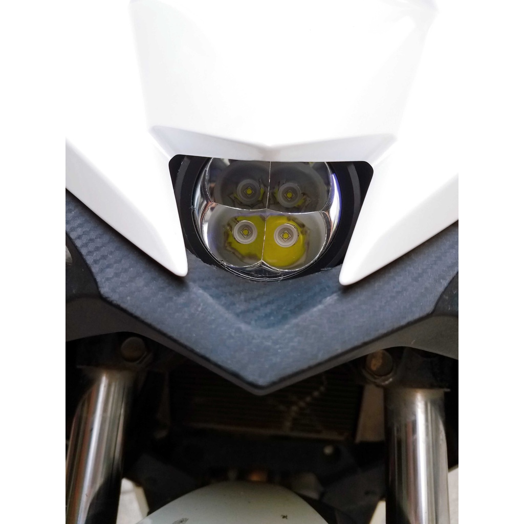 Đèn trợ sáng xe máy, đèn L4X SST20 kính tím tặng pat đèn trợ sáng chụp len vàng TikTakMoto