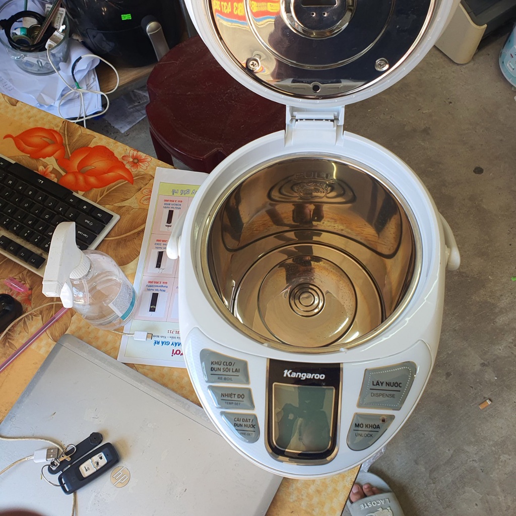 Bình thuỷ điện Kangaroo KG4K1 4L