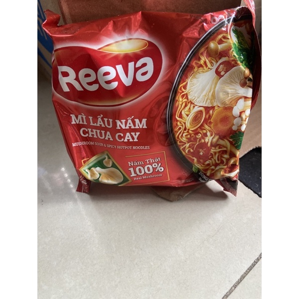 Mì lẫu nấm chua cay