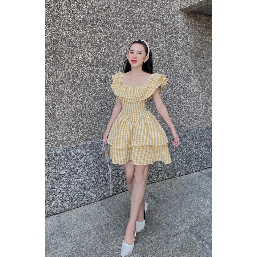 Đầm Caro Bệt Vai