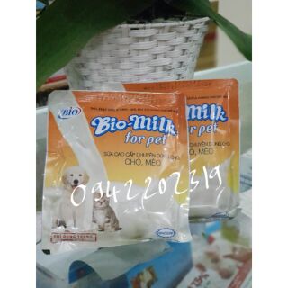 Sữa Biomilk cho chó mèo con mất mẹ