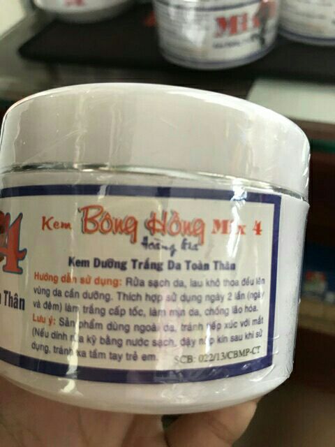 Kem dưỡng trắng da body Mix4 Hoàng Gia