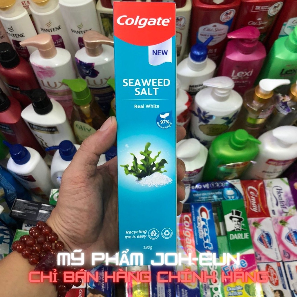 Kem đánh răng Colgate thiên nhiên làm trắng tinh khôi từ Tảo biển/ Than tre Hàn Quốc/Trà xanh 180gr