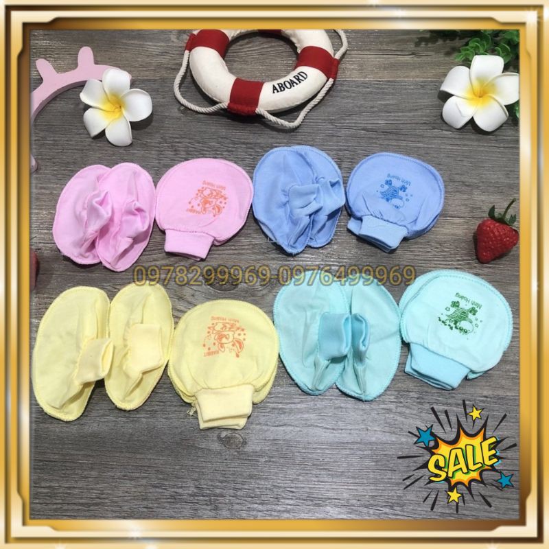 Set bao tay, bao chân MINH HOÀNG cho bé