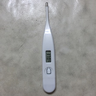 Nhiệt kế báo sốt cho bé