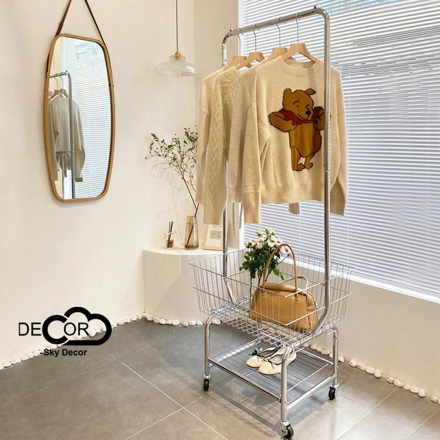 Giá Treo Quần Áo Inox Sky Decor Kèm Giỏ Đựng, Sang Trọng, Bánh Xe Linh Hoạt Di Chuyển