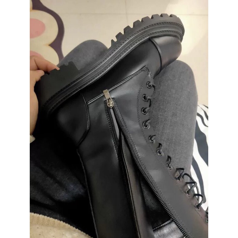 GIÀY BOOTS CAO CÓ KHOÁ KÉO VẠCH NGANG MŨI BỐT BOOT ULZZANG