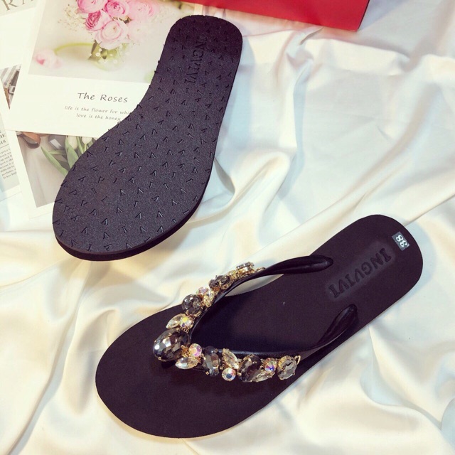 ComBo 4 Đôi Dép Lài Hột 560k