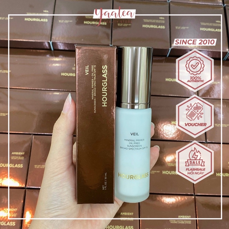 Kem lót Hourglass