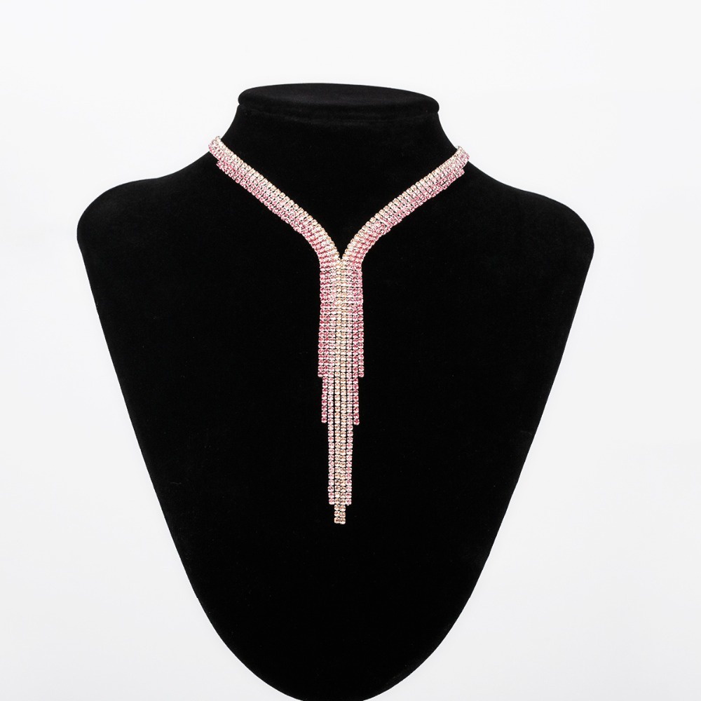 Vòng cổ Dáng Dài Đính Đá Phối Tua Rua Phong Cách Âu Mỹ Sang Trọng