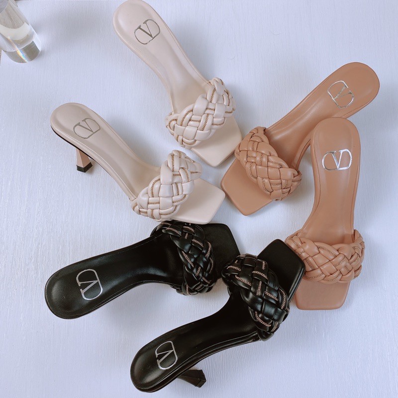 Dép Bính phối Xích