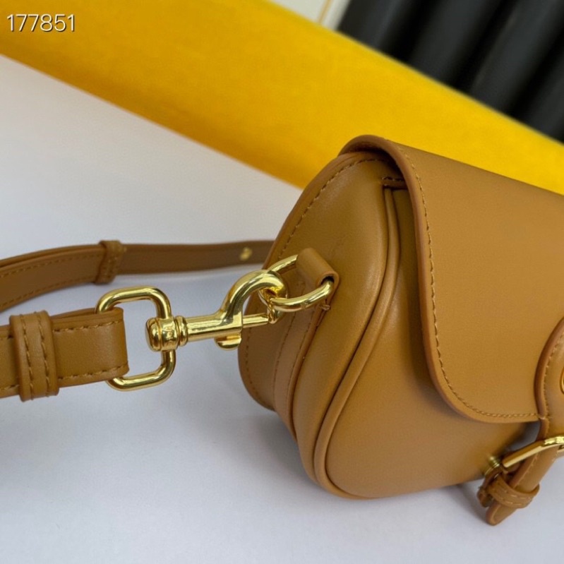 Túi xách Dior Bobby size 20cm