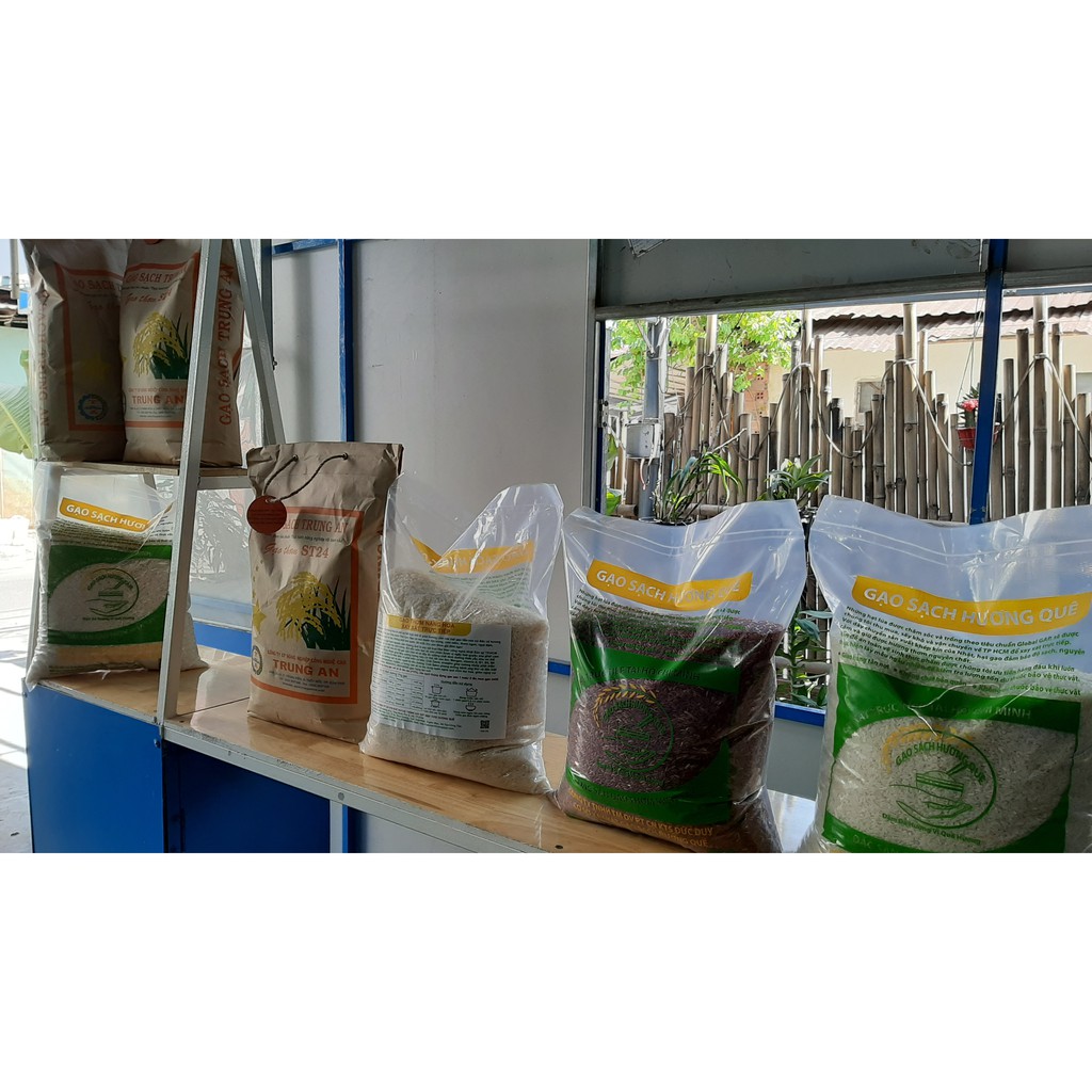 Gạo Xát Dối Còn Cám Nàng Hoa 1Kg Gạo Ruộng Nhà Trồng Ăn Tới Đâu Xát Tới Đó