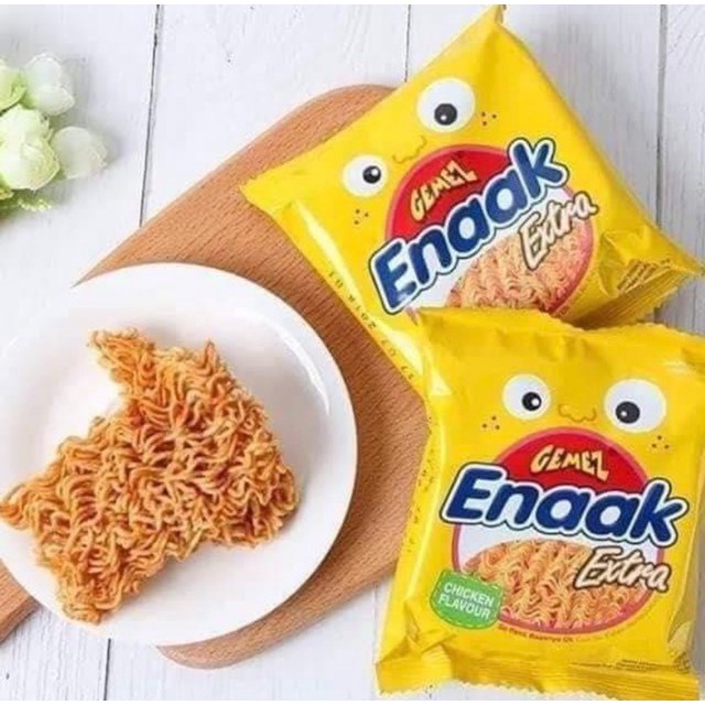 Snack Mì Gemez Enaak Extra Hương Vị Gà Nướng