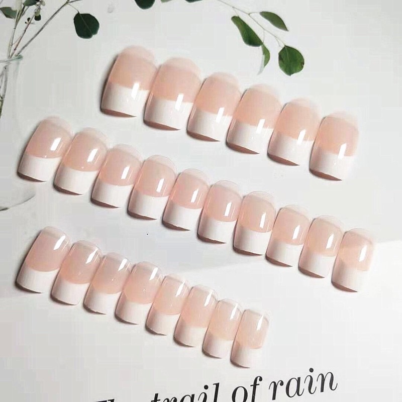 Bộ 24 móng tay giả dài thanh lịch ( kèm keo dán ) loại đẹp tự nhiên