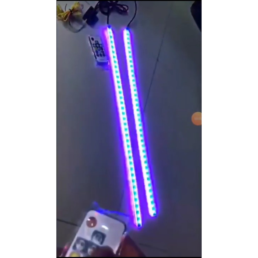 Led mí chạy đuổi