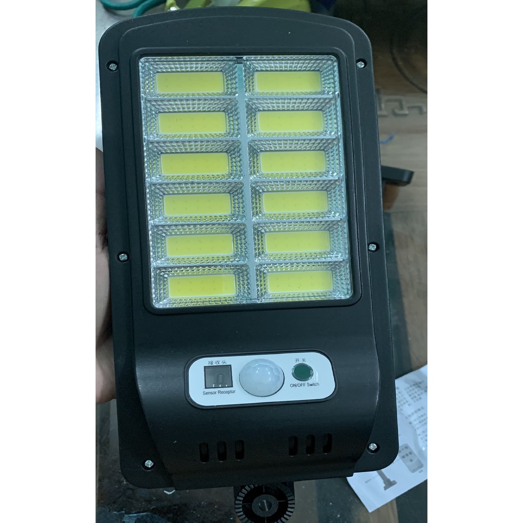 Đèn Năng Lượng Mặt Trời 12 Bóng Led Solar Street Lamp  (120 Cob) Kèm Điều Khiển Tắt Bật Từ Xa