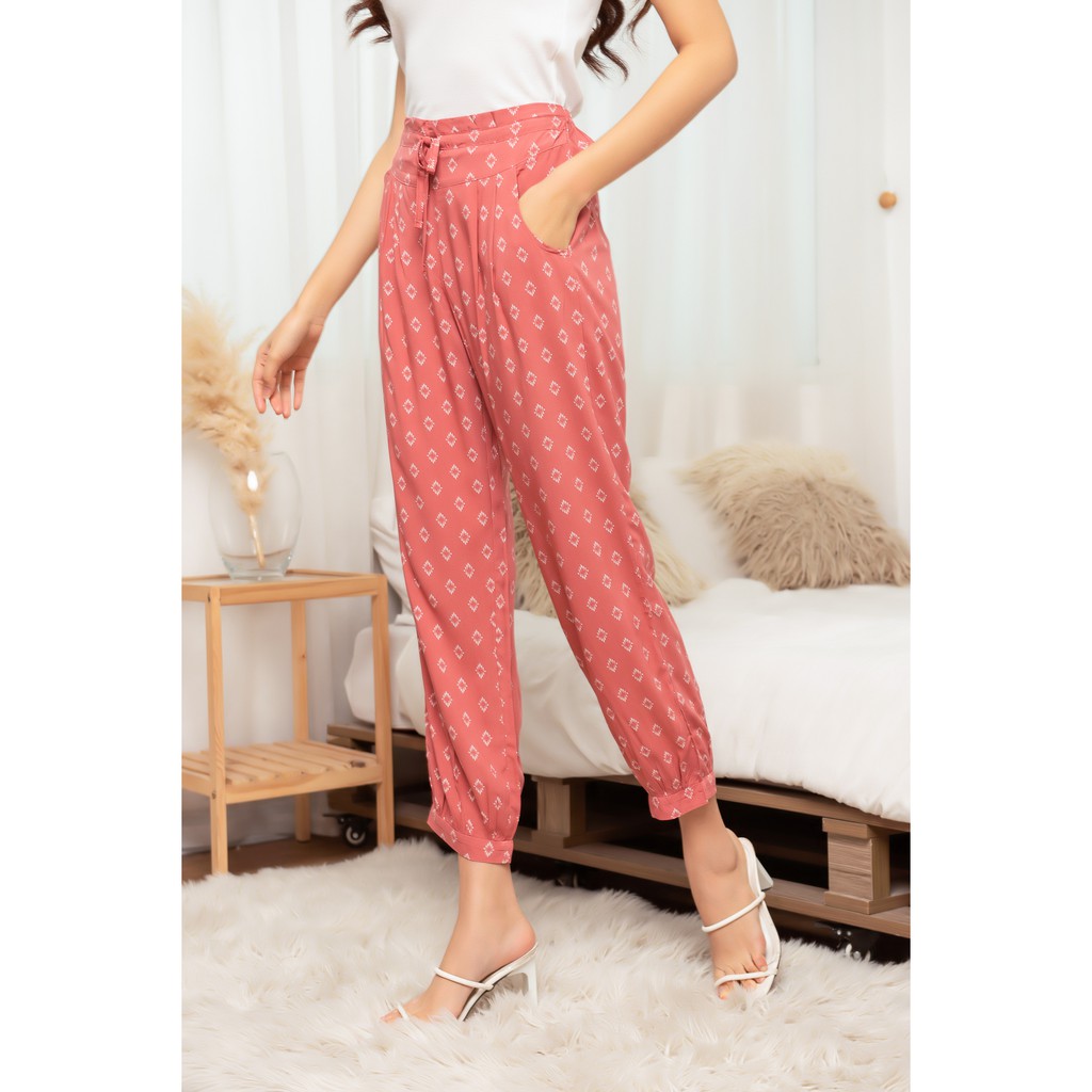 Quần dài nữ chất liệu lanh VT Q07.2102 - Mặc thoải mái, thoáng mát | BigBuy360 - bigbuy360.vn