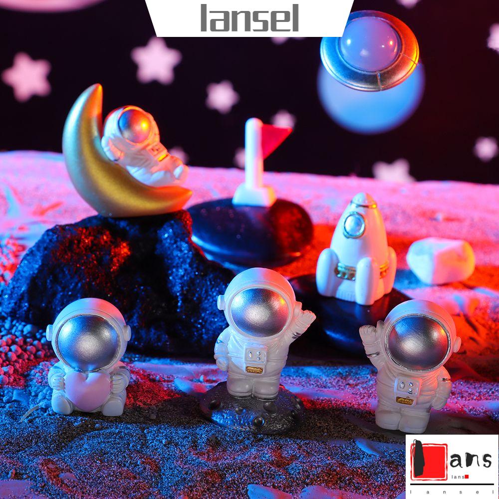 Mô Hình Phi Hành Gia Bằng Resin Sáng Tạo Để Bàn Trang Trí Nhà Cửa