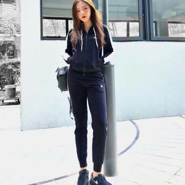 XẢ KHO- Bộ nỉ nữ thể thao kéo khoá có mũ hàng cao cấp | BigBuy360 - bigbuy360.vn