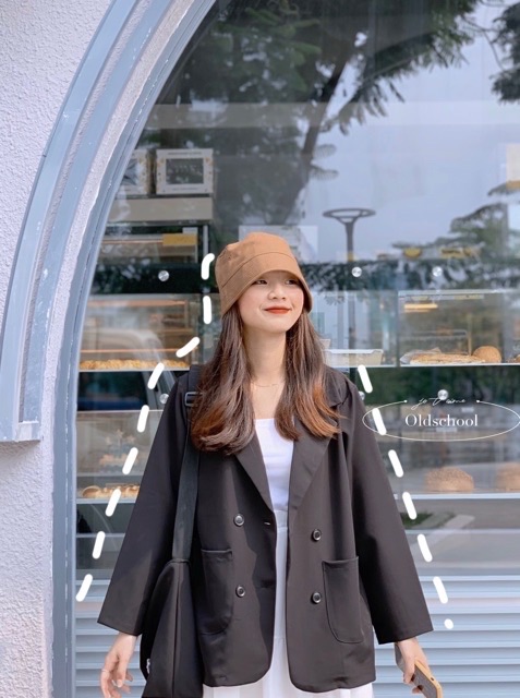 ÁO BLAZER ĐEN TRƠN HÀN QUỐC (HÀNG CÓ SẴN)