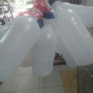 CAN NHỰA 1L