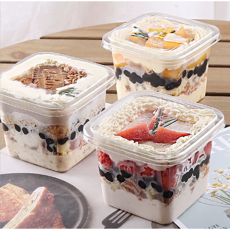 Hộp bánh mousse vuông có nắp 7cm (10 cái)