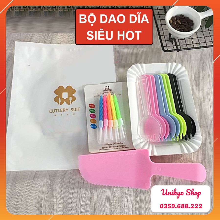 Bộ Dao Dĩa Sinh Nhật Đẳng Cấp. 1 bộ gồm 10 đĩa, 10 dĩa, 10 nến, 1 dao - Nhựa an toàn