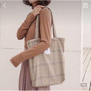 Túi tote đeo vai kẻ dạ