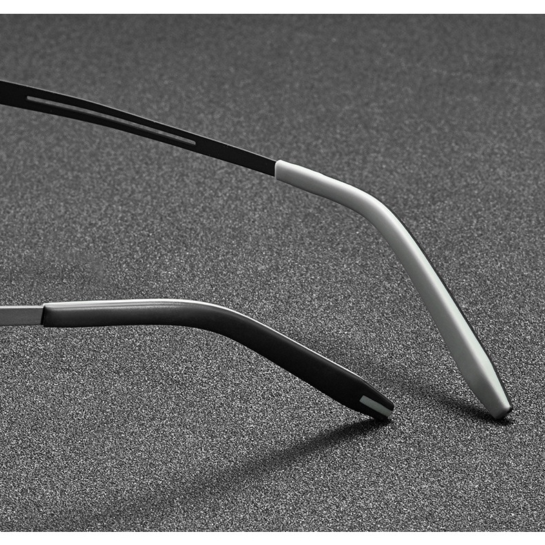 Kính Mát HEVIA Gọng Titan Tròng To Siêu Nhẹ Co Giãn Thoải Mái Thời Trang Cho Nam PT040