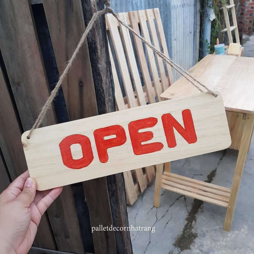 Bảng gỗ thông treo cửa 2 mặt chữ "Open/Close" có kèm dây thừng