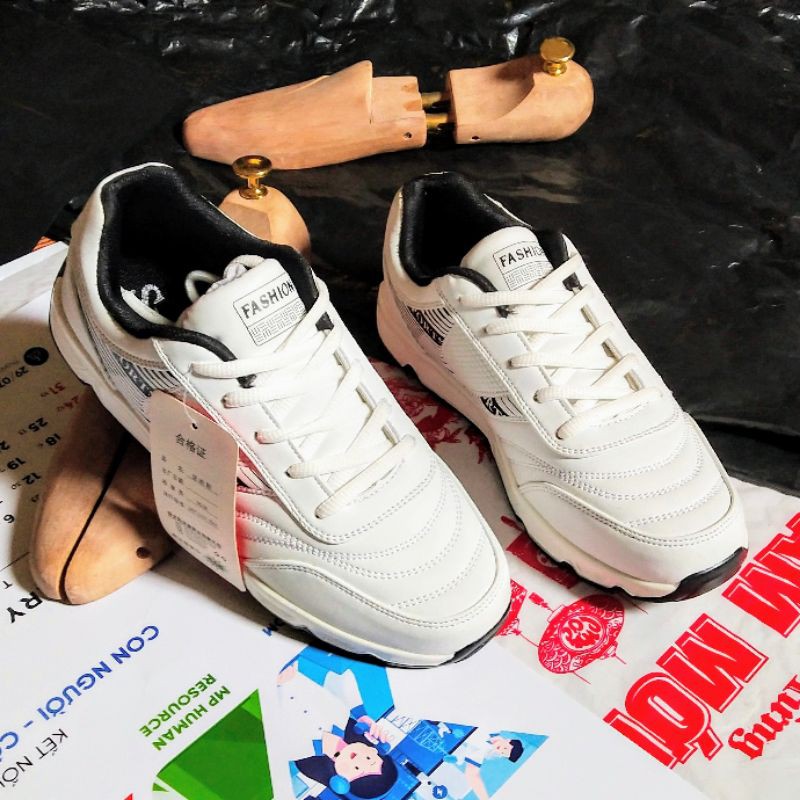 Giày sneaker nam lẻ size 39,40