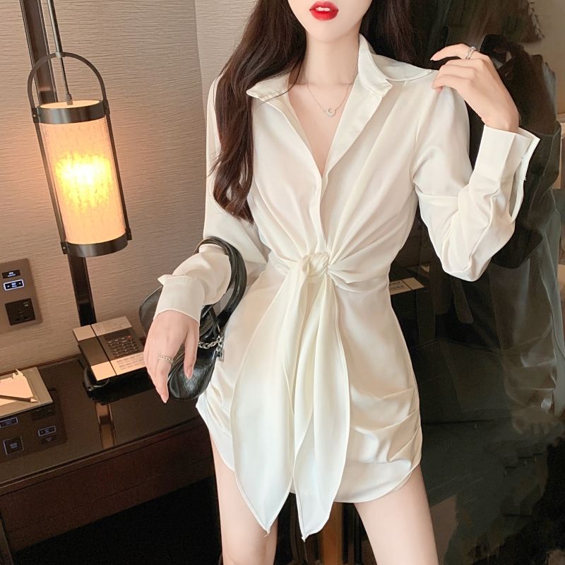 Đầm Satin Ngắn Ôm Eo Cao Cấp Phong Cách Mới 2022