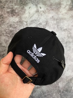 Nón thể thao adidas