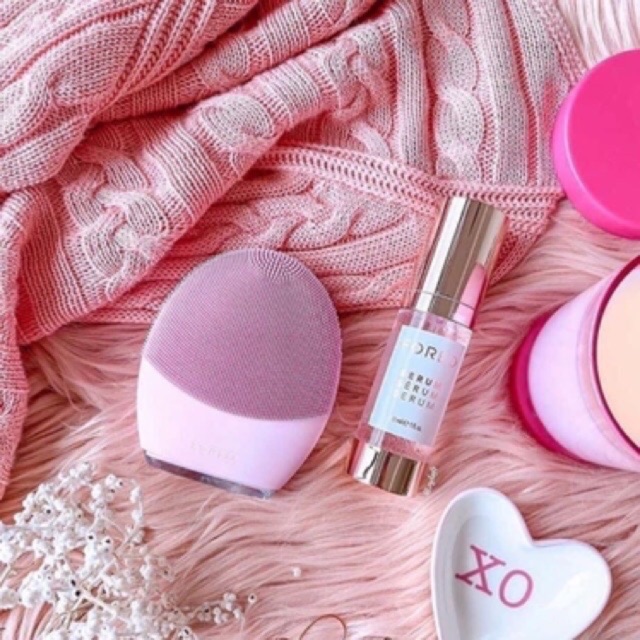 Xịt foreo vệ sinh máy - Serum nâng cơ chống lão hoá