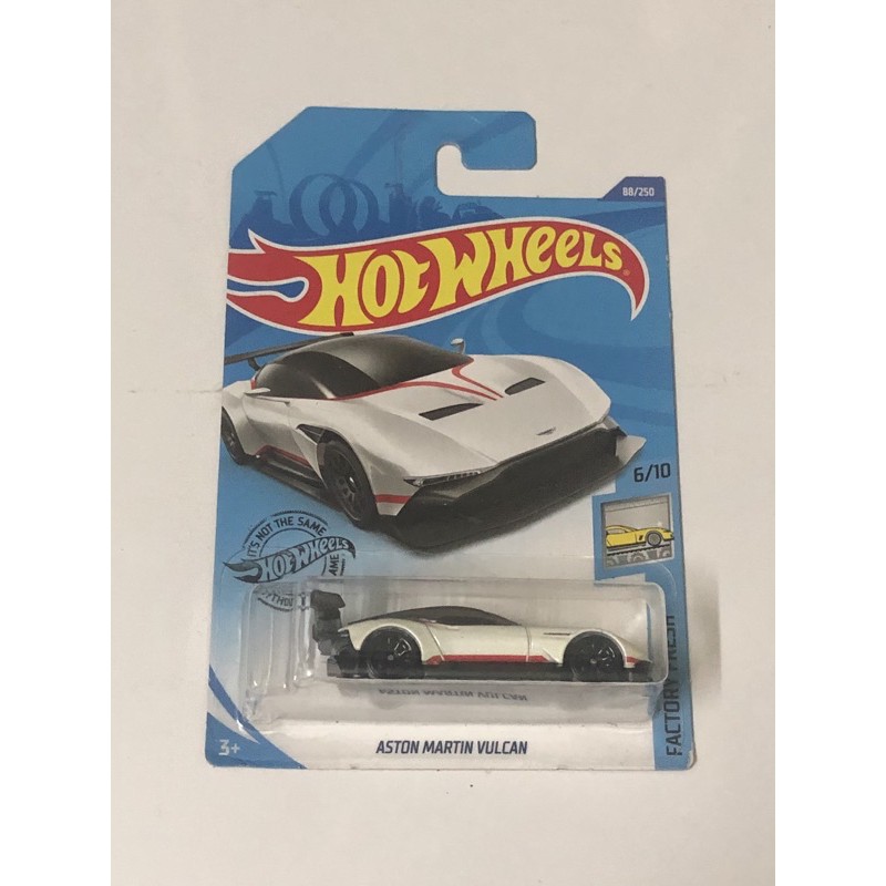 Xe Hot Wheels Aston Martin Vulcan