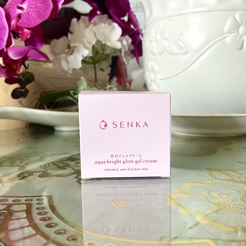 Kem dưỡng trắng da ban đêm Senka White Beauty Glow Gel Cream 50g