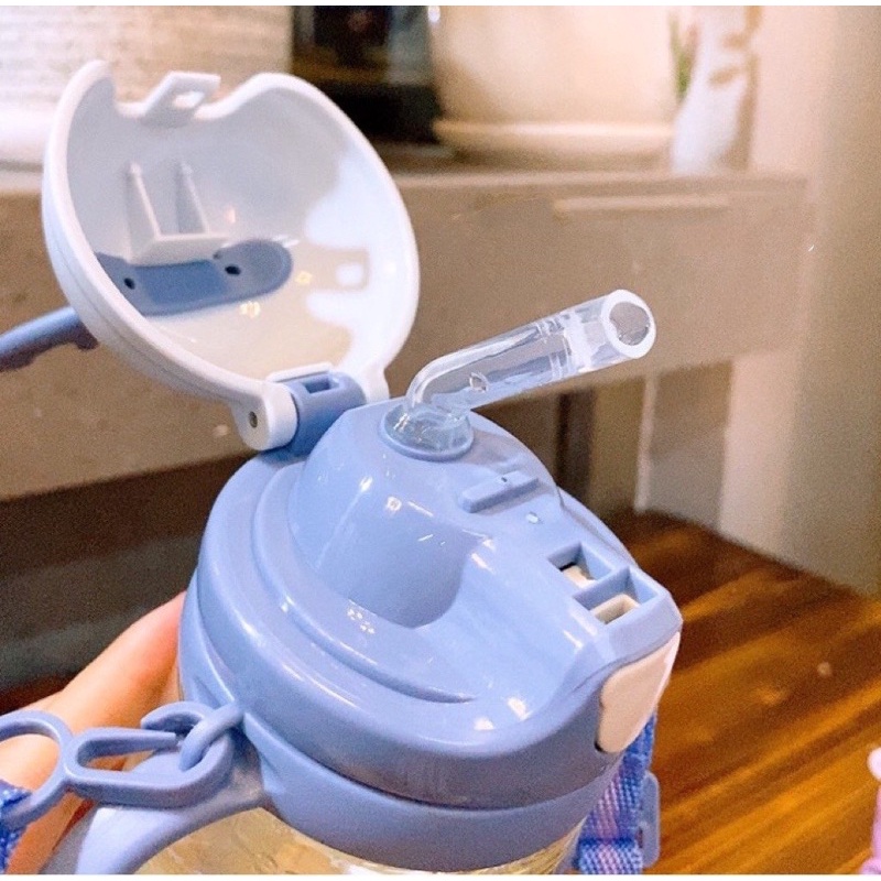 Bình tập uống nước có van chống sặc hình hươu 280ml - loại có dây đeo